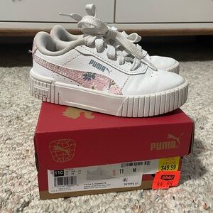 Puma White and Pink Floral Design Sneaker